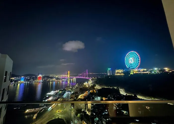 Sapphire Premium * Ha Long